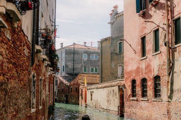 istock Venetian Vistas: A Photographic Journey 2141505440