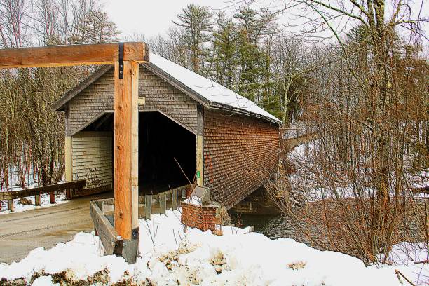 istock Robyville Covered Bridge in Maine 2141874743