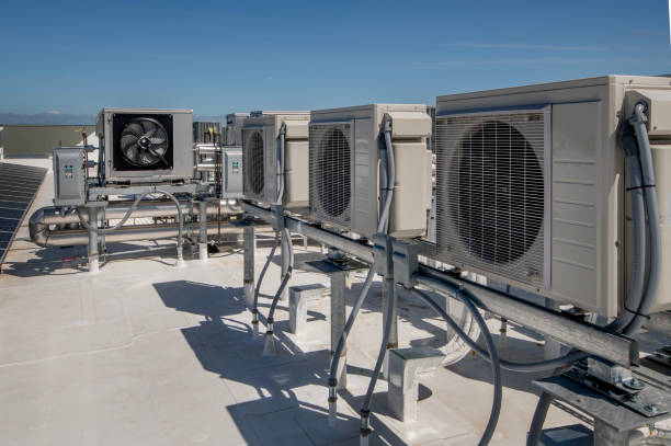 istock Rooftop Air Conditioners and Heat Pumps 2141960374