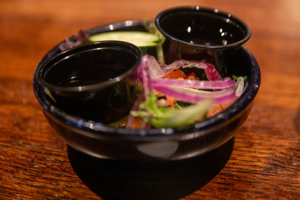 Side salad with oil and vinegar