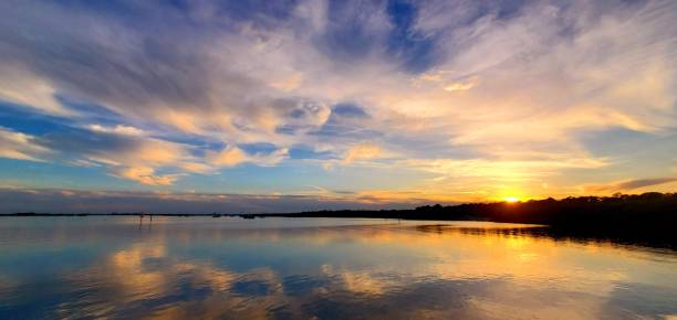 istock Beach, Sunset, and Cloudscape Photos from Pinellas County 2023 2143362032