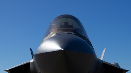 Nose view of a F-35 Lightning II