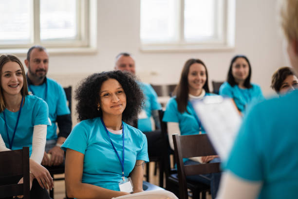 istock A team building meeting 2147100069