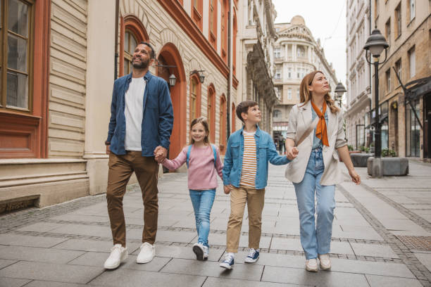istock Family exploring city 2147575033