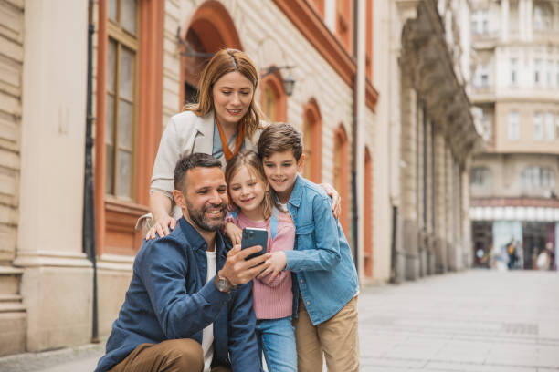 istock Family exploring city 2147575066