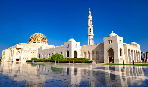 istock Sultan Qaboos Grand Mosque in Muscat, Oman 2147585048