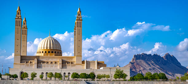 istock Sultan Qaboos Mosque in Nizwa, Oman 2147587490