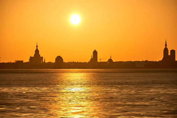 istock Hanse city Stralsund silhouette in the evening 2147624235