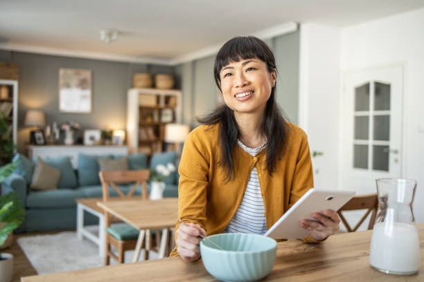 istock Enjoyed the mornings with a light breakfast and scrolling through social networks 2148036591
