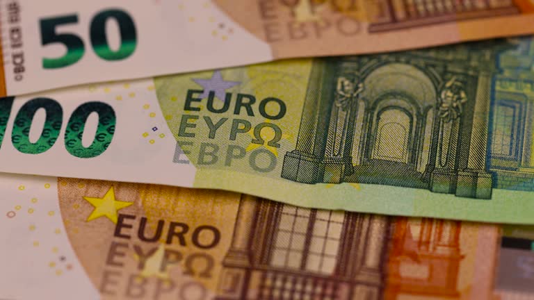 details of genuine euro cash used in European countries