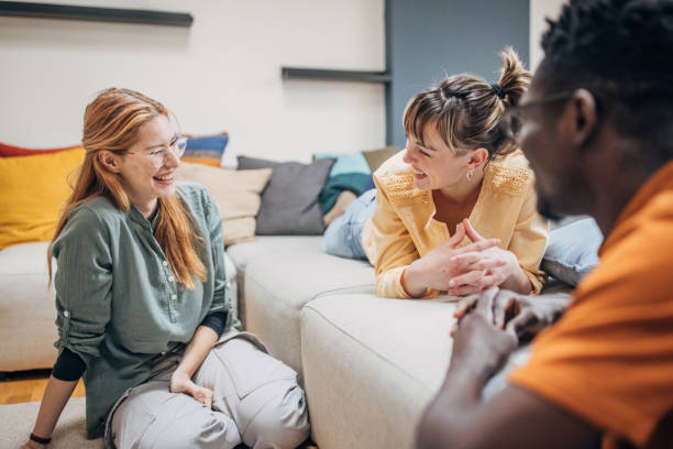 istock Friends hanging out 2148071533
