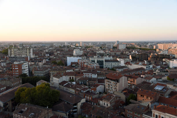 istock Sunset in Toulouse 2148119651
