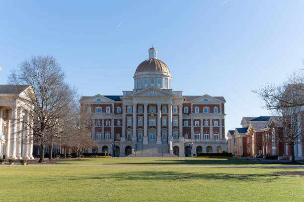 christopher newport university - universidad fotografías e imágenes de stock