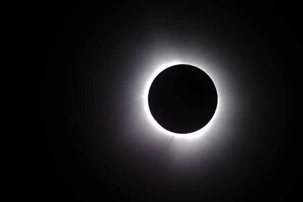 istock Total solar eclipse April 2024 United States 2148199815