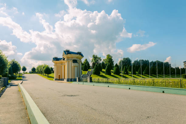 konstantinovsky palace. state complex national congress palace. view of gates and pylons of central entrance, strelna, st. petersburg, russia - museum complex the americas north america usa ストックフォトと画像