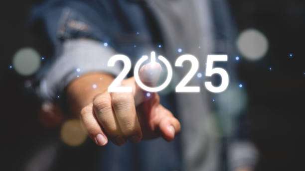 istock Businessman touching to virtual start button icon with 2025 for start merry Christmas and happy new year concept. 2148221381