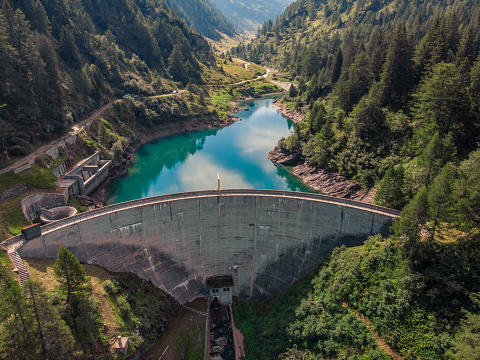 Aerial view of dam and reservoir in mountains, Verzasca dam, Lake Vogorno