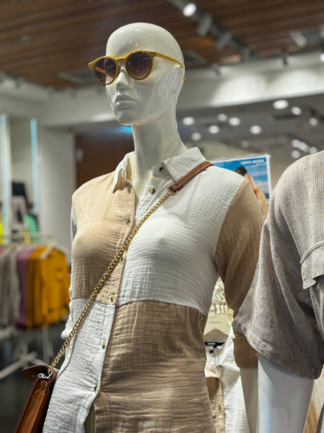 istock A mannequin wearing a dress and goggles. 2148291918
