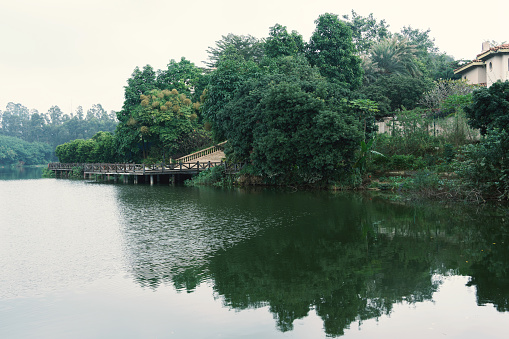 Songshan Lake·Songhu Misty Rain: The lake and mountains blend together, you can stroll around and enjoy the rain and mist-shrouded environment, it is an ecological leisure resort.