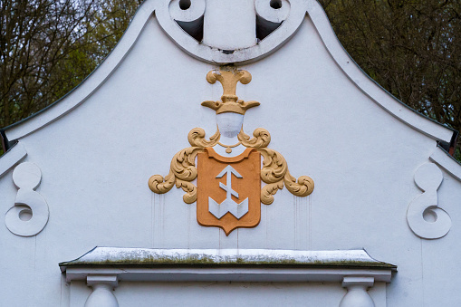 The facade of Villa Murka hotel with the Sopoćko coat of arms from around 1920, Kazimierz Dolny, Poland