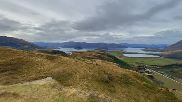 Views of Lake Wanaka and the surrounding area from the top of the  Diamond lake reserve walk