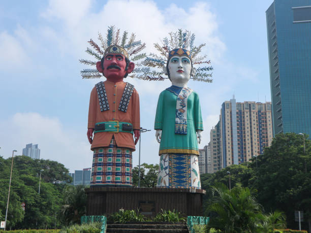 Ondel - Ondel Jakarta Indonesia Jakarta, Indonesia - April 12 2024 : Ondel - Ondel Statue at Kemayoran Jakarta. Ondel ondel is one of the famous mascots of the Betawi tribe and also the city of Jakarta ondel ondel betawi stock pictures, royalty-free photos & images