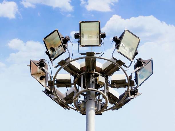 a photography of a street light with multiple lights on it.