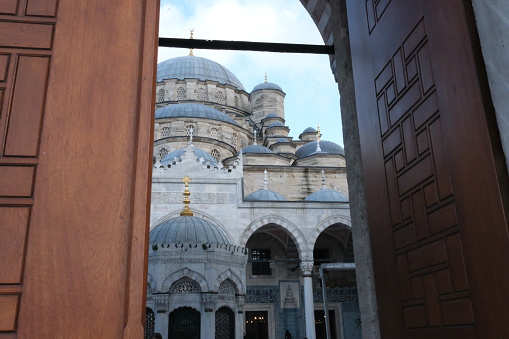The last example of Ottoman Turkish architecture is the New Mosque in Eminönü, Istanbul.