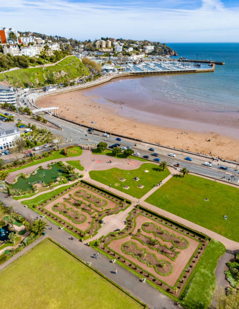 istock Italian Gardens and Torquay beach 2148416367