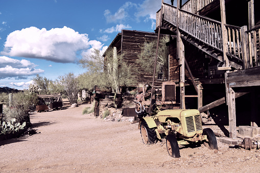 Wild west scene at the Goldfield Ghost Town and Mine in Apache Junction, Arizona USA.