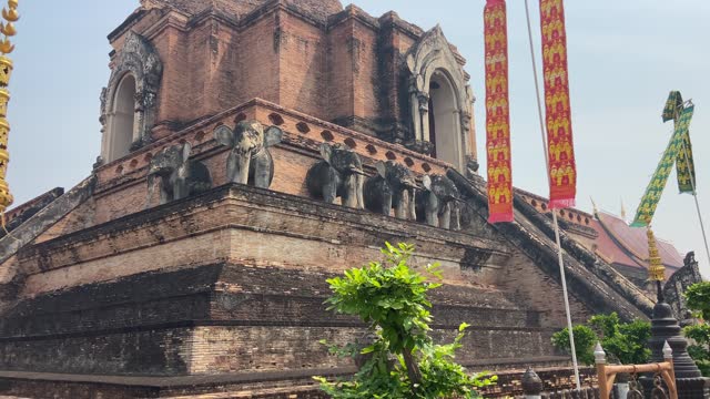 Ancient ruins of Wat Chedi Luang pagoda in Chiang Mai. Panning