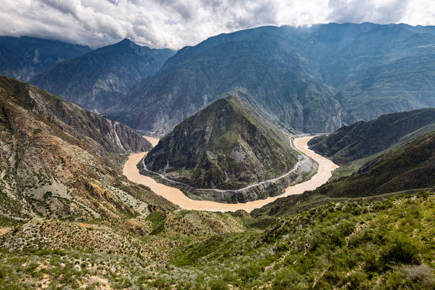 Panorama of omega-bend of Yangtze river (Jinsha) near Benzilan town in Yunnan province, China