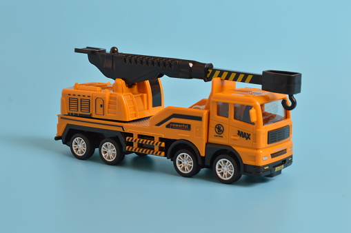 Construction Truck and Metal Cars Toy Set with Pull Back Functionality, Including a Toy Crane