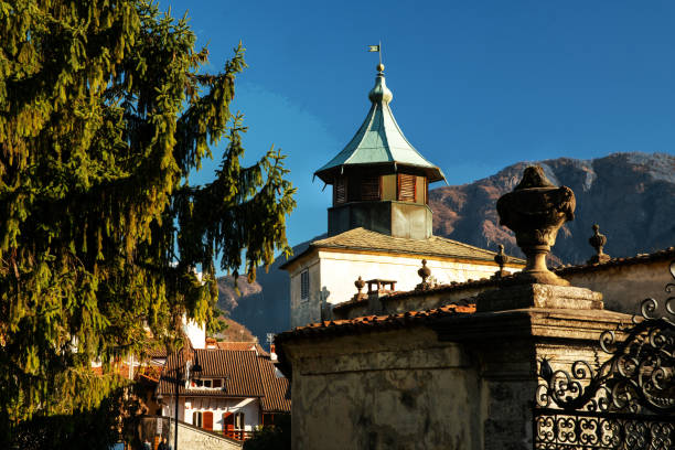 istock Some old buildings on coast of lake Como 2148544950