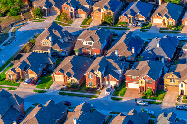 suburban dallas housing development - geplante wohnsiedlung stock-fotos und bilder