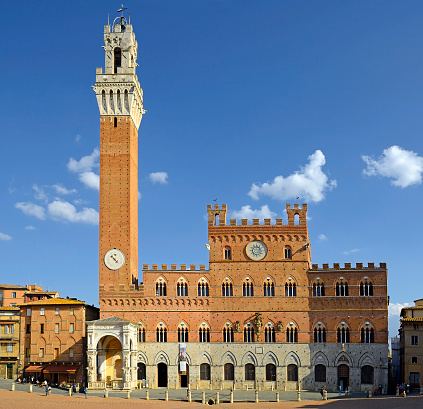 Piazza del Campo (Campo Square), Palazzo Pubblico and Torre del Mangia (Mangia Tower) in Siena, Tuscany, Italy, UNESCO World Heritage Site
