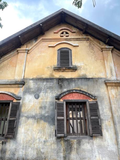 istock Ancient building painting in yellow 2148585121