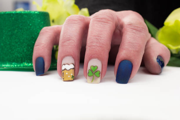 istock Saint Patrick’s Day Nail Art Design 2148642508