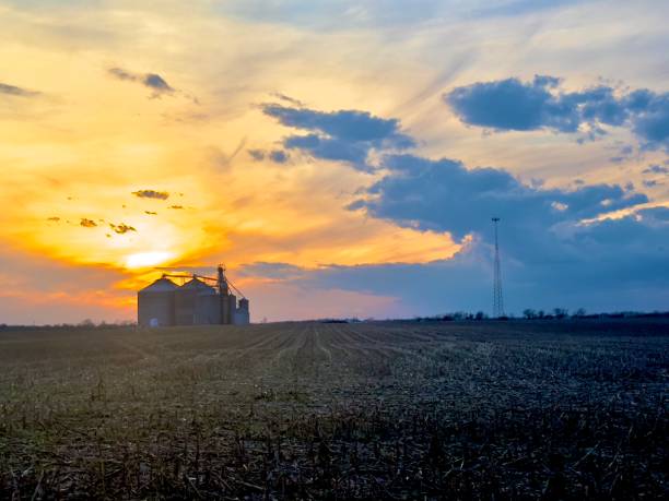 istock Country drives in Ohio 2148657581