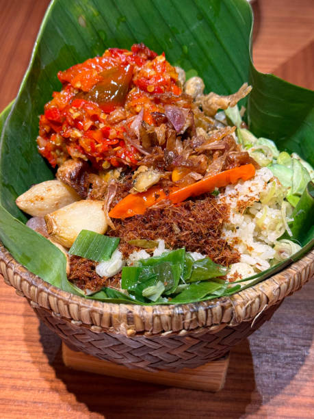 istock Nasi liwet 2148712198
