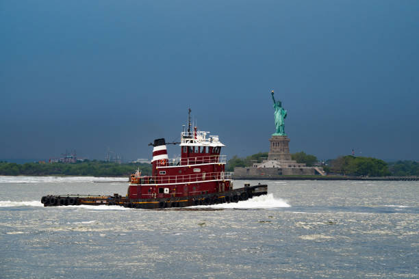 istock New York City Tugboat 2148720045