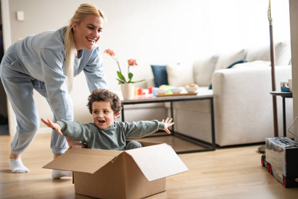 istock Little boy flies in a box 2148723939
