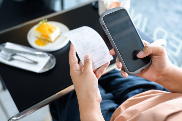 istock Calculating the price, scanning payment, for dessert 2148731244
