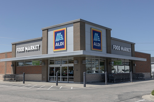 Greenwood - April 13, 2024: Aldi Discount Supermarket. Aldi sells a range of grocery items, including produce, meat and dairy at discount prices.