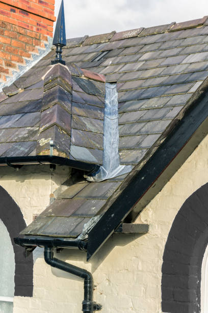 Roof Detail Close up view of a roof detail slate ridge stock pictures, royalty-free photos & images