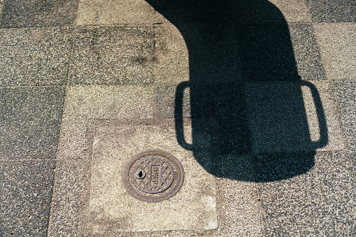 Shadow of Drinking fountain