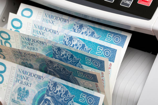 istock Polish money in a counting machine 2148806758