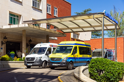 Palencia, Spain. April 16, 2024. Entrance to the General Hospital of Río Carrión in the town of Palencia, where several ambulances are parked.