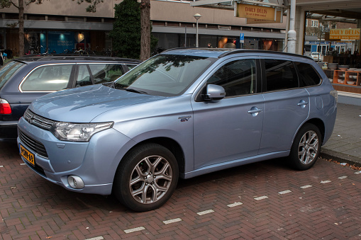 Milton Keynes,UK- Apr 7th 2024: 2007 grey Saab 9-3 car.