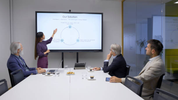 istock Businesswoman giving presentation 2148926174